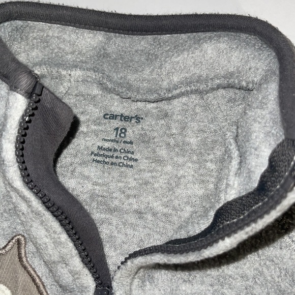 Carter’s one piece fleece full zip with dog appliqué 18 months - Picture 5 of 5
